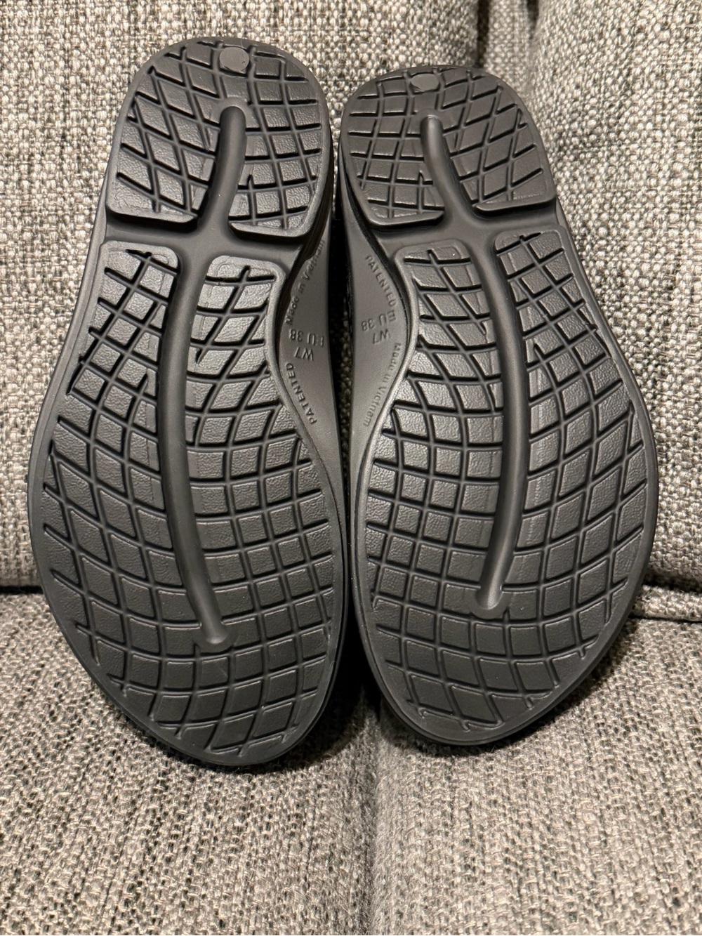 OOFOS Oomega Women’s Platform Flip Flops - Picture 4 of 5